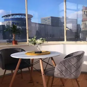 Centre Deluxe Whole Sleeps 4 D2 Apartment